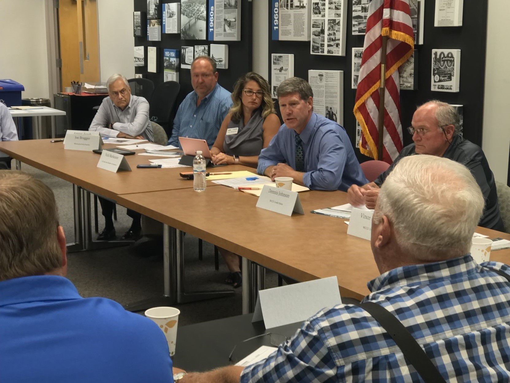 Contributed kind roundtable
